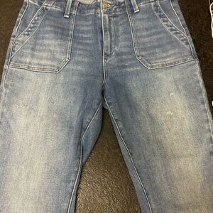 Classic Blue Womens cropped Jeans